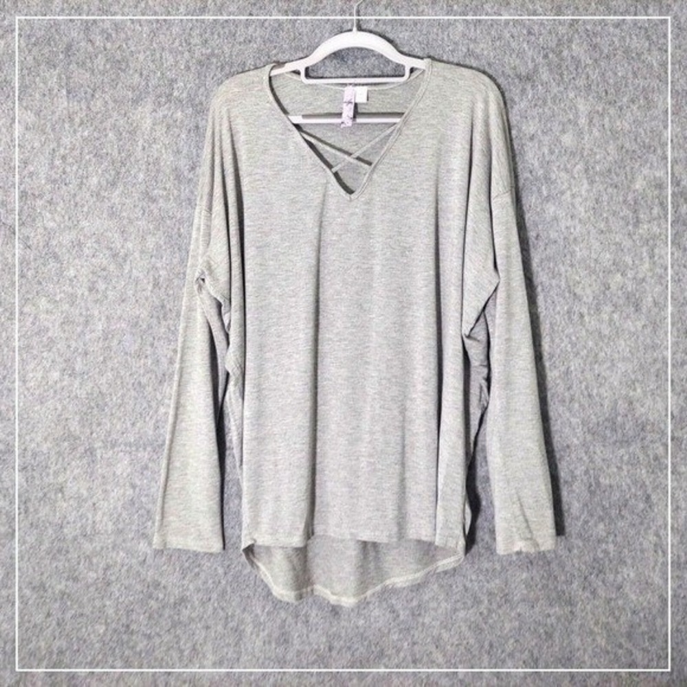 Alya Blouse Women L Gray Minimalist‎ Soft Knit Casual Layering Everyday Top